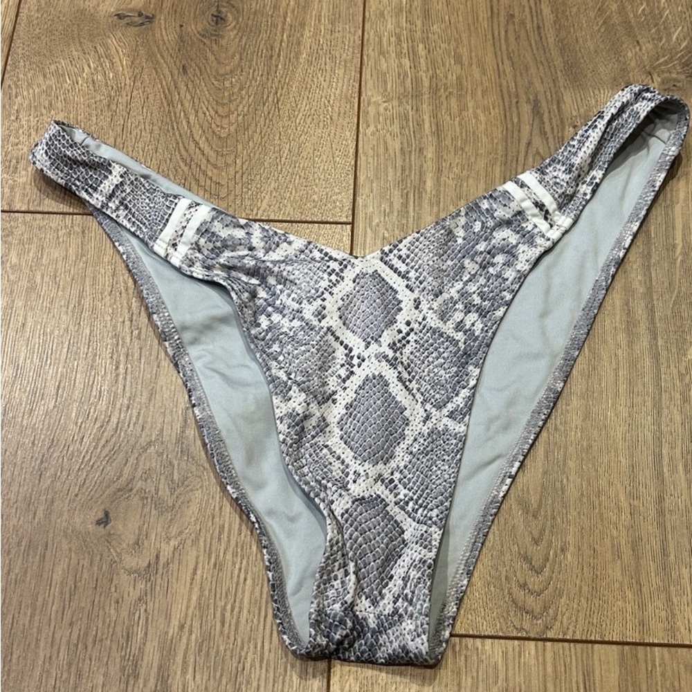 Elegant Snake Print Bikini Bottom